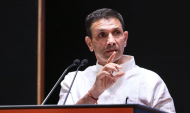 25 मौतें कफ सिरप से, 35 इंदौर के पानी से, NICU में चूहे जीतू पटवारी का वार: ये हादसे नहीं, मप्र की बेजान होती हुकूमत का सिलसिला है